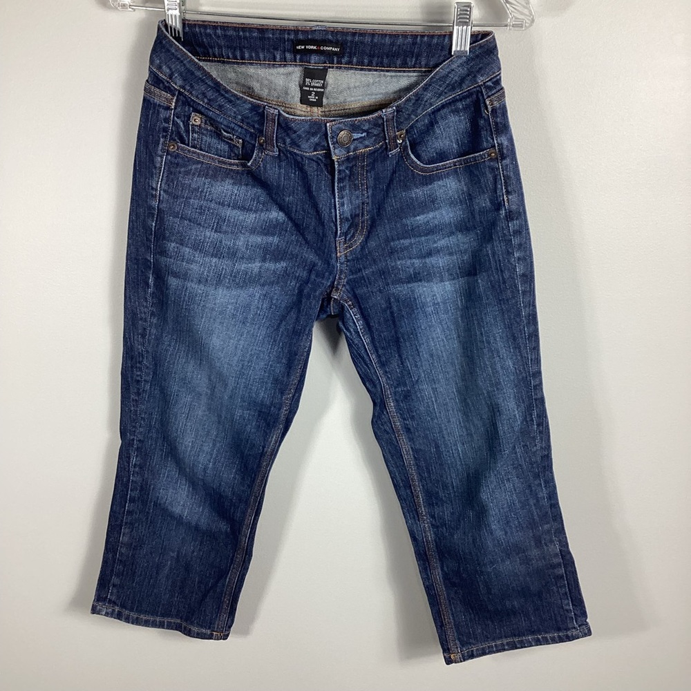 New York & Company Denim Capri Jeans Women’s Size 2.
